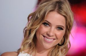 Ashley+Benson+People+Choice+Awards+2012+8wbxfojAgQ4l