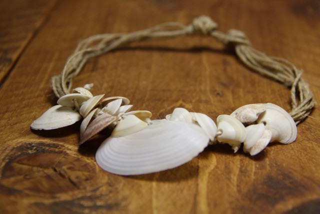 collana-di-conchiglie-fai-da-te-